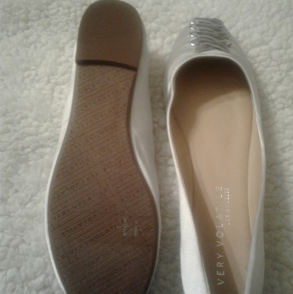 Flats - Picture 4 of 5
